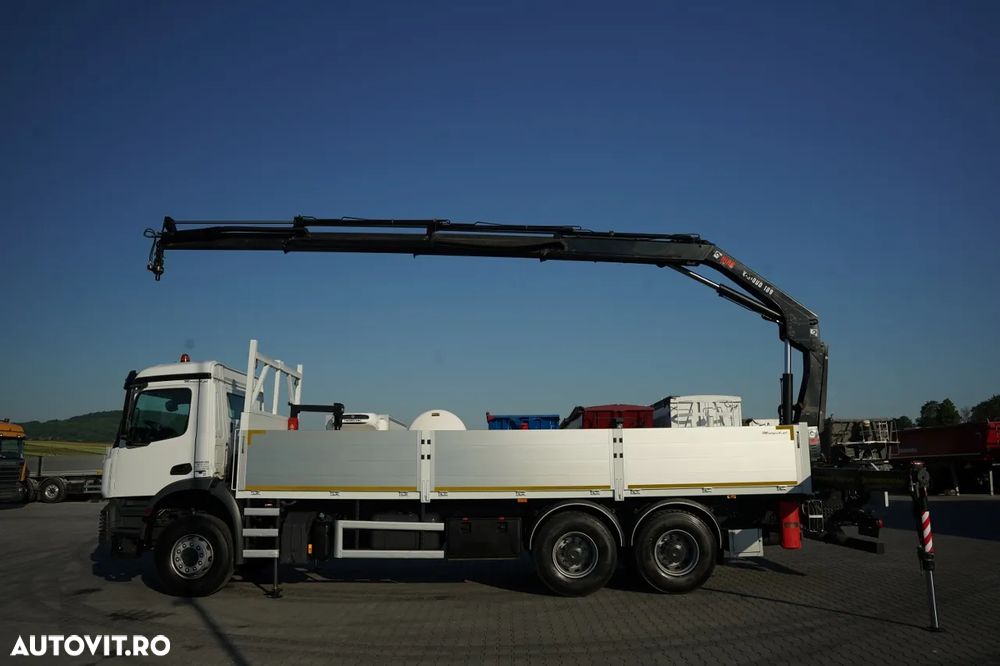 Mercedes-Benz AROCS 2636 / 6x4 / LIVRARE 7,6 M + HIAB 188 B-3 HDS / PODEA REZISTENTĂ / RADIOCOMANDĂ / ROTATOARE / FURCĂ PENTRU PALEȚI / EURO 6 - 4