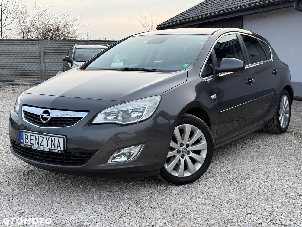 Opel Astra 1.4 T Cosmo - 27