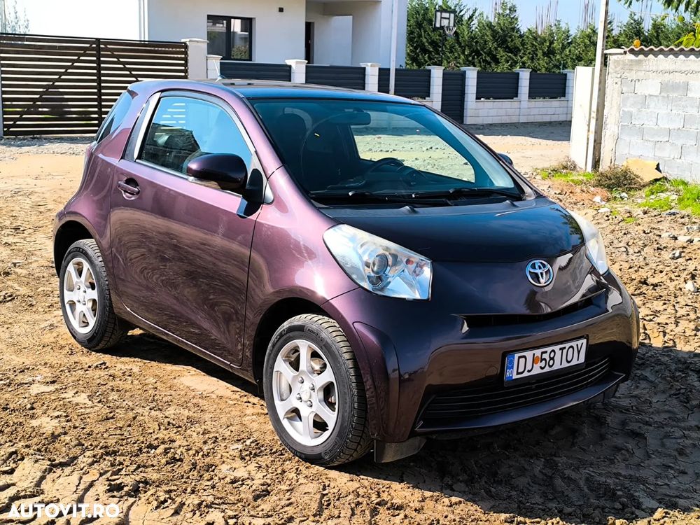 Toyota iQ 1.0 - 1