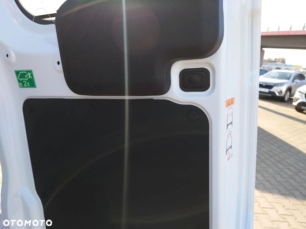 Ford Transit Kombi L2H2 Trend - 24