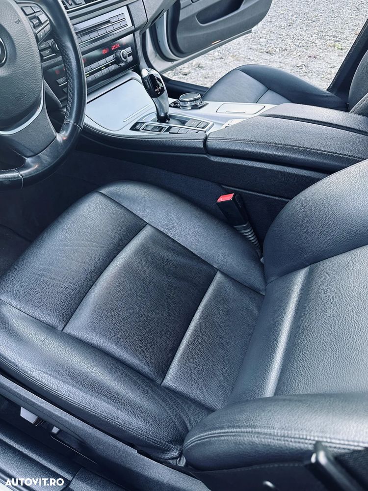 BMW Seria 5 520d xDrive Touring Aut. Luxury Line - 14