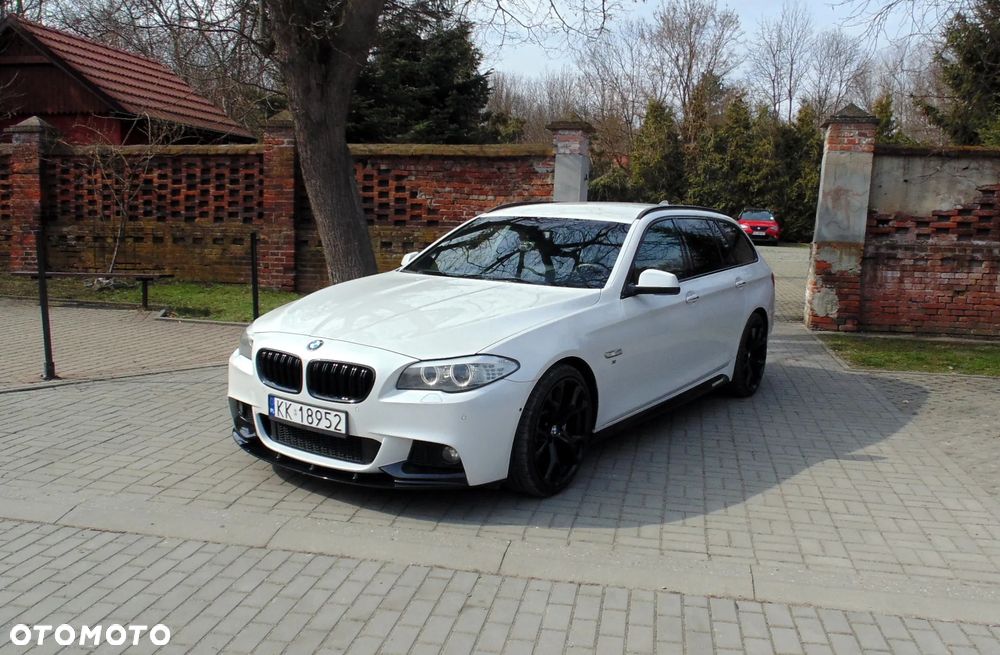BMW Seria 5 525d Sport-Aut - 17