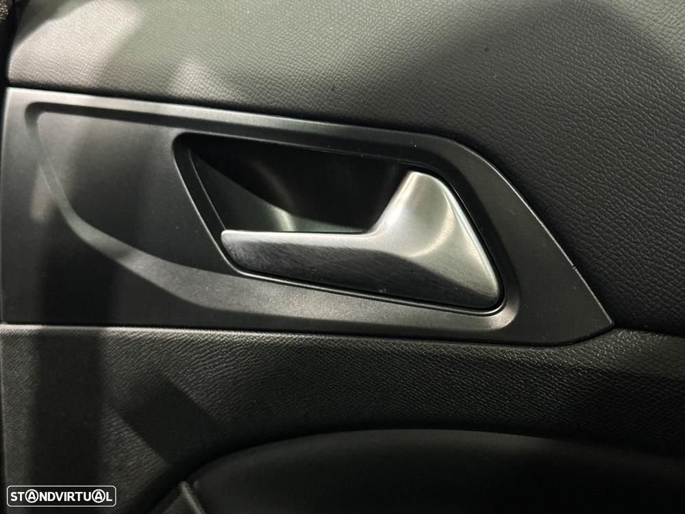 Peugeot 308 BlueHDi FAP 120 EAT6 Stop&Start GT-Line Edition - 31