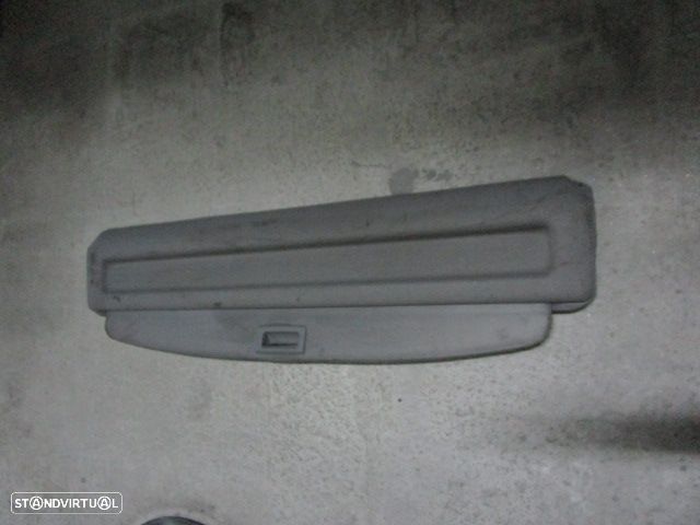 Tampo Cortina Da Mala TAMP83 RENAULT LAGUNA 2002 - 1