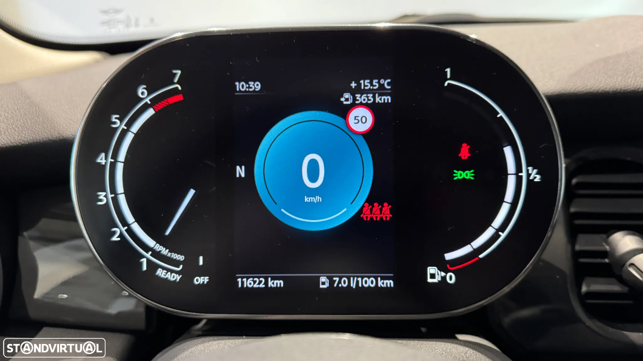 MINI 5 Portas Cooper Premium First Essential - 14