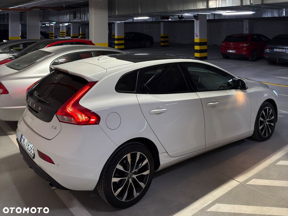 Volvo V40 T3 Geartronic RDesign - 7