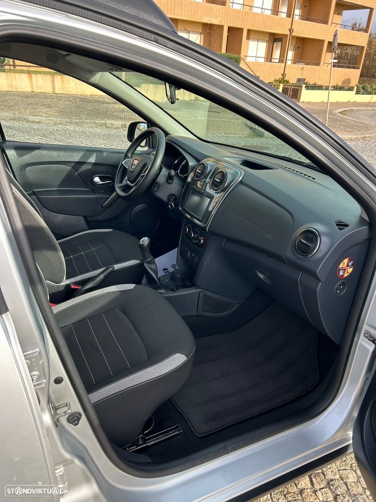 Dacia Sandero 1.5 dCi Stepway - 5