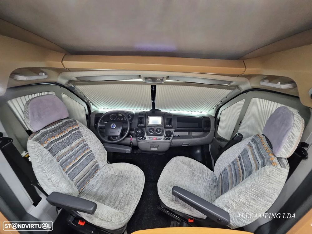 Knaus Sport TI CAMA FRANCESA SALÃO FACE TO FACE - 38