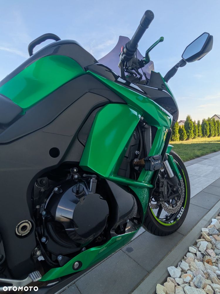 Kawasaki Ninja 1000 SX - 11