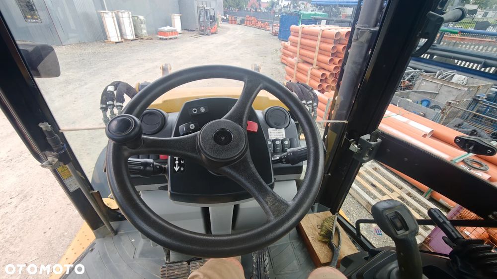 Caterpillar 432F - 9