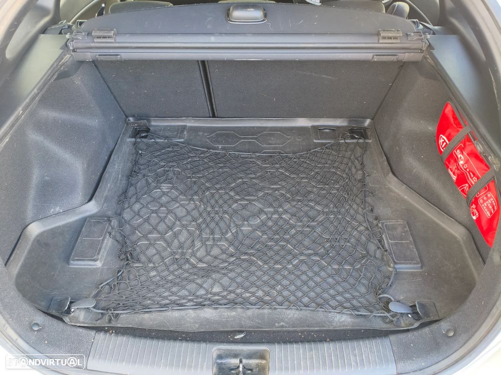 Kia Ceed SW 1.6 CRDi GT Line 7DCT - 24