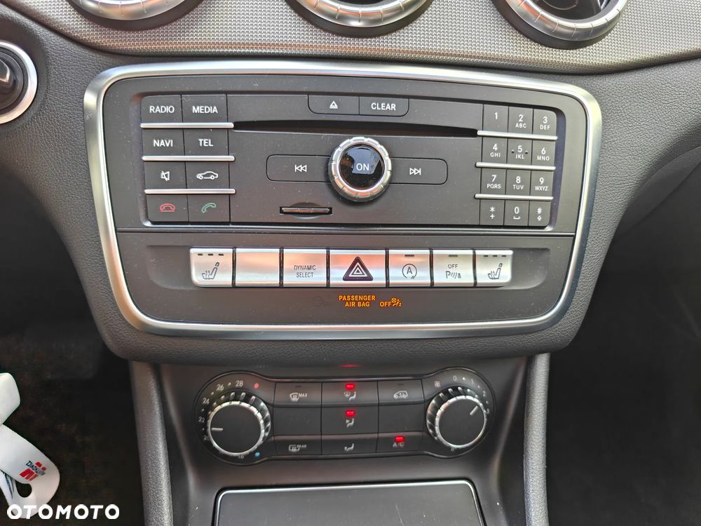 Mercedes-Benz CLA - 33