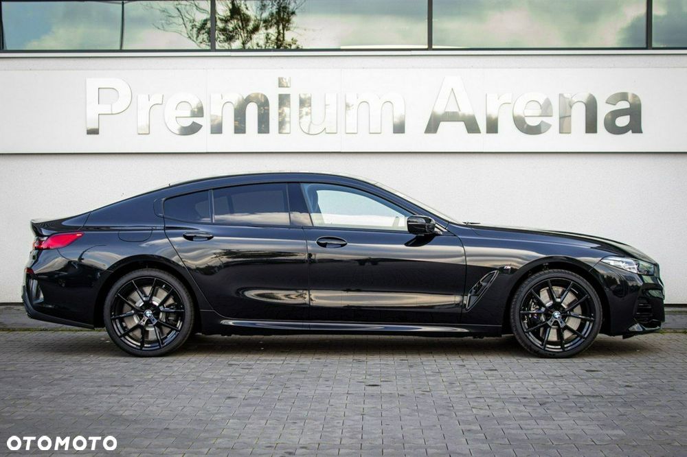 BMW Seria 8 - 7