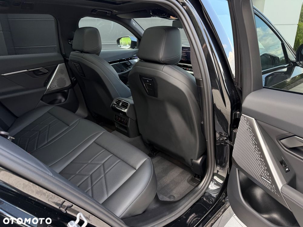 BMW Seria 5 520d xDrive - 18