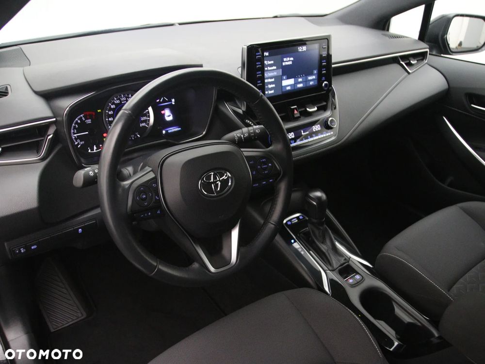 Toyota Corolla 1.8 Business Edition - 16