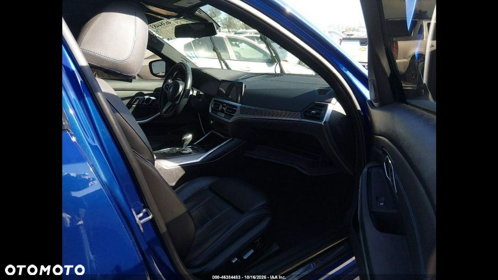 BMW Seria 3 330i M Sport - 9