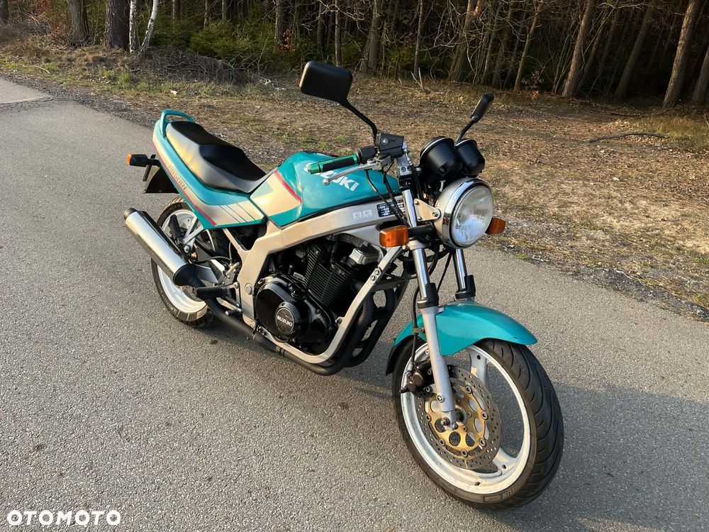 Suzuki GS - 3