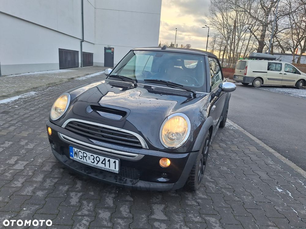 MINI Cooper S Sidewalk - 16