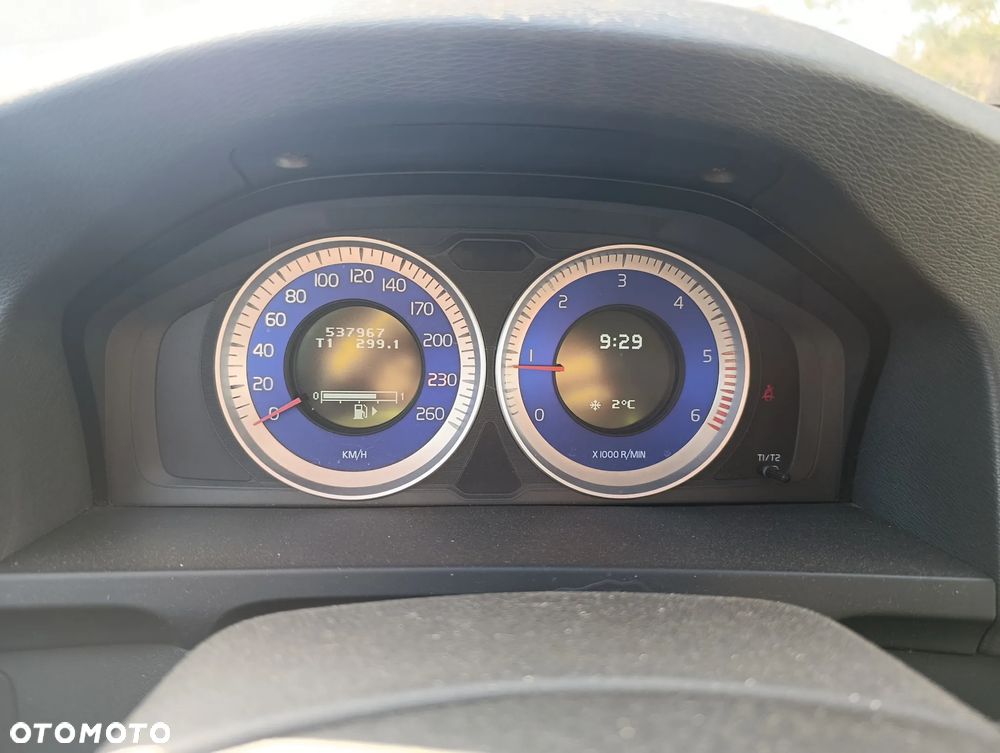 Volvo V60 D3 R-Design - 7