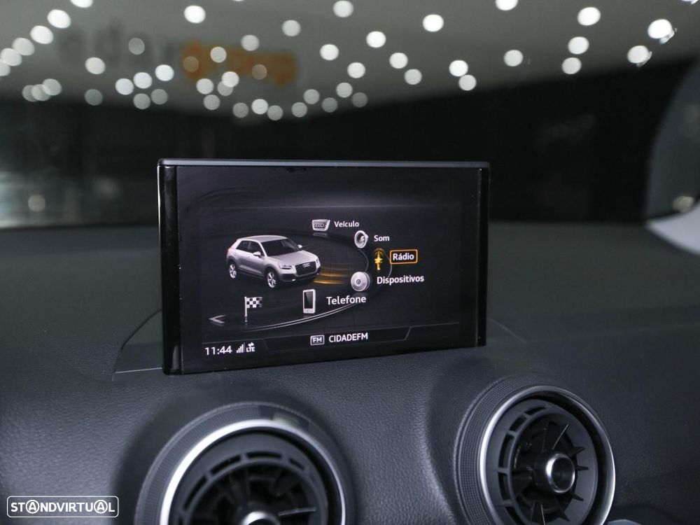 Audi Q2 35 TFSI S tronic - 16