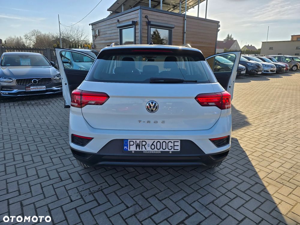 Volkswagen T-Roc - 22