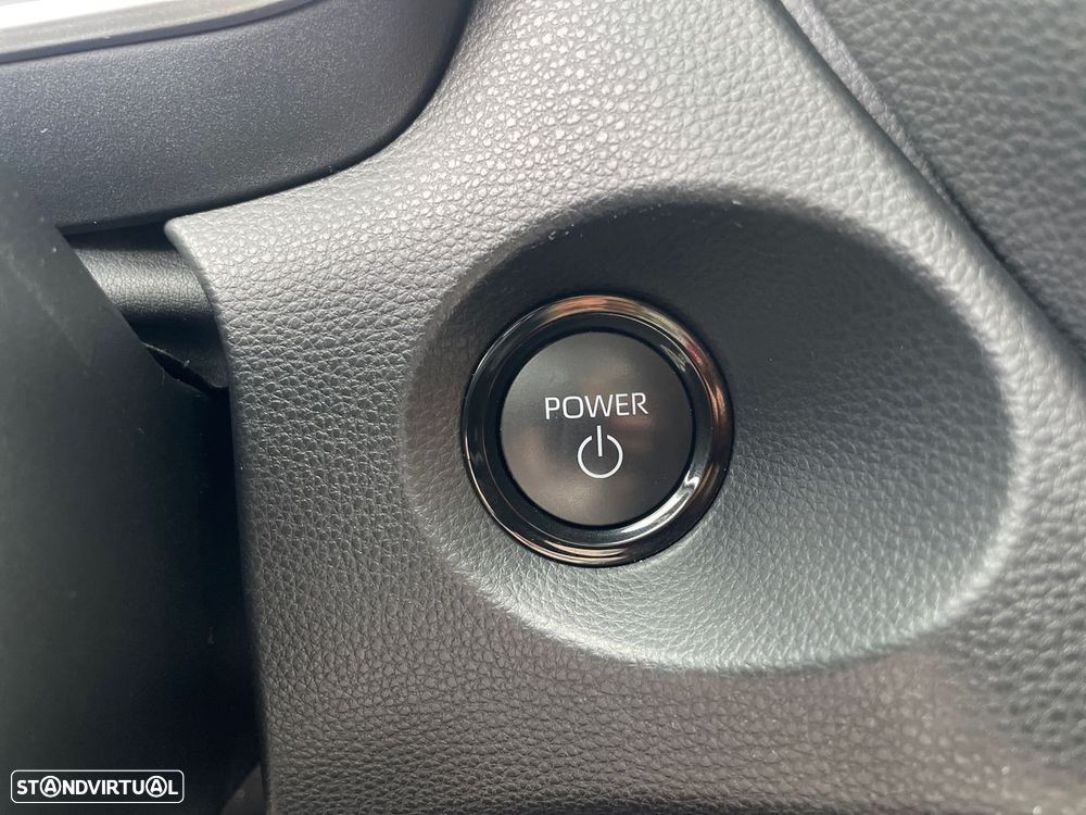 Toyota Corolla Cross 1.8 Hybrid Exclusive - 24