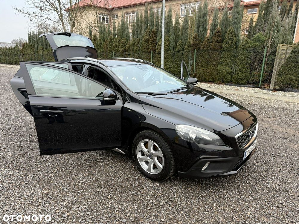 Volvo V40 Cross Country - 24