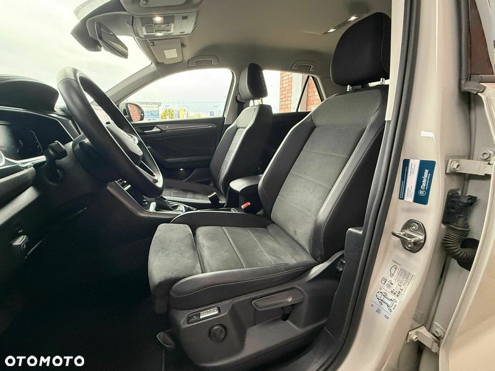 Volkswagen T-Roc - 10