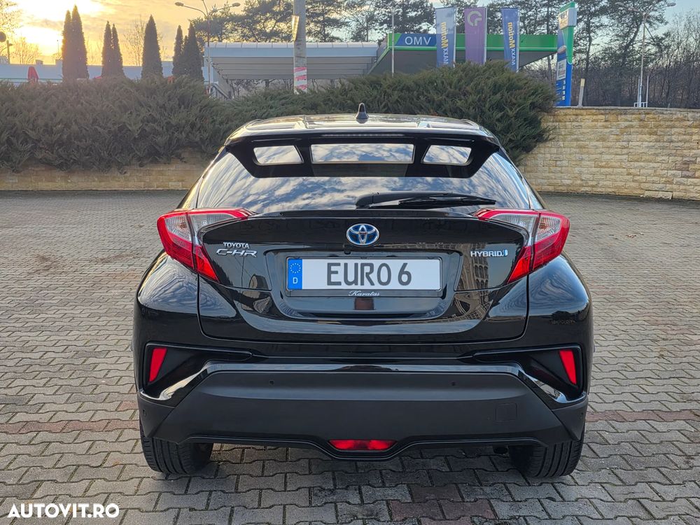 Toyota C-HR Hybrid Club - 32