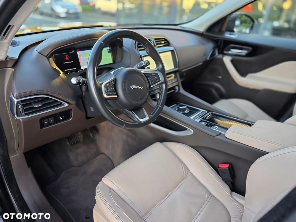 Jaguar F-Pace 2.0 i4D AWD Prestige - 2