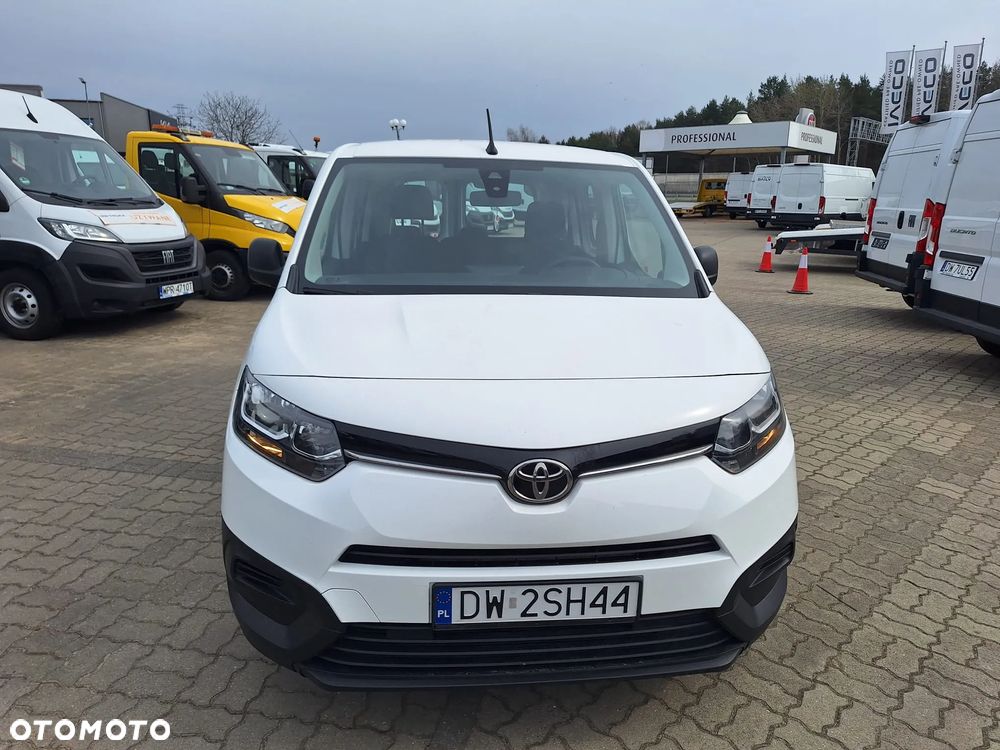 Toyota Proace City Verso 5 osobowy 1,5 diesel - 2