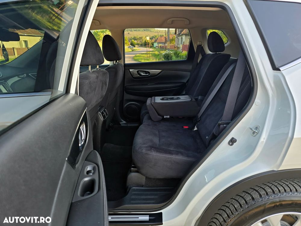Nissan X-Trail 1.6 dCi ALL-MODE 4x4i Acenta - 28