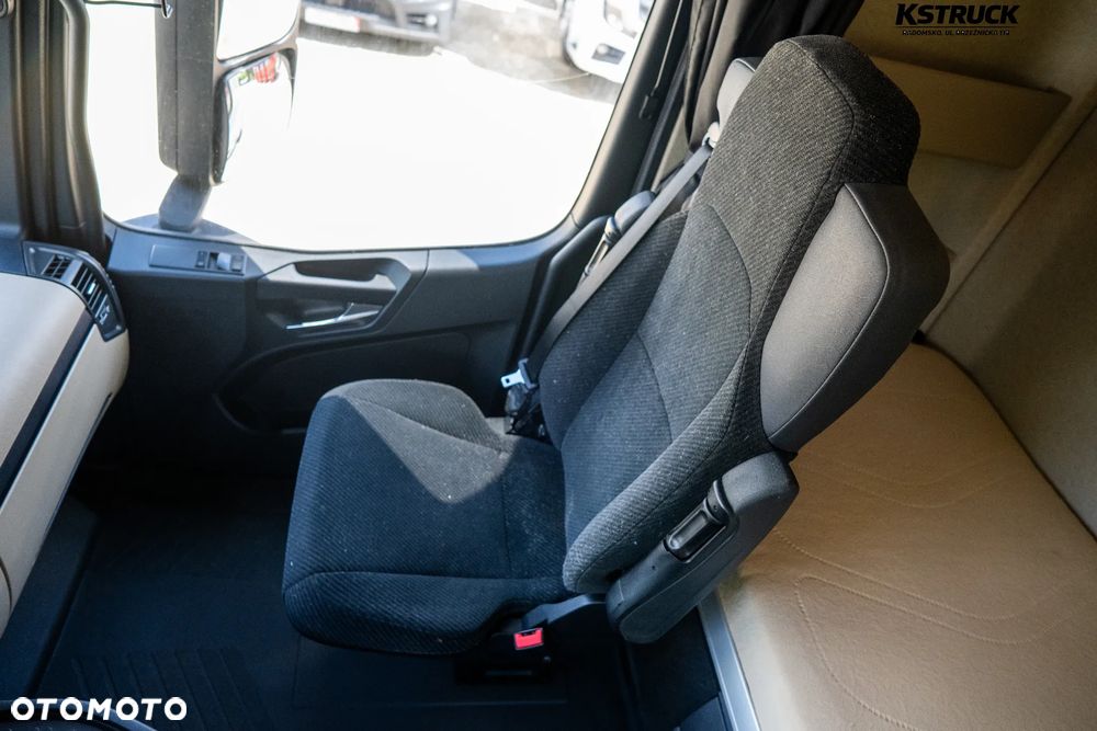 Mercedes-Benz Actros L - 32
