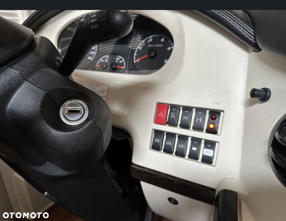 Concorde charisma 850L - 13