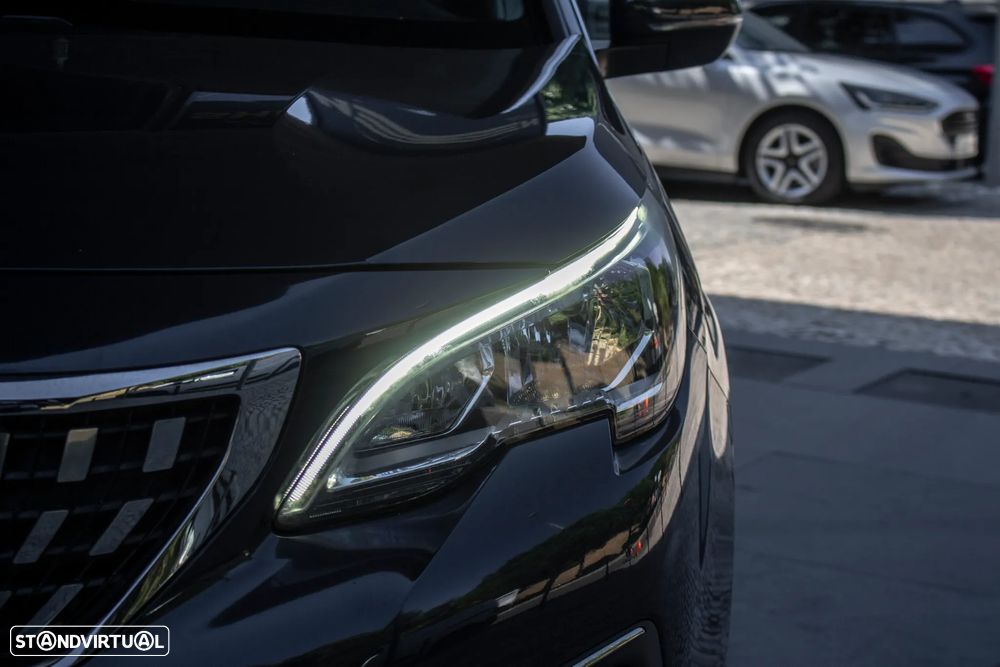 Peugeot 3008 1.5 BlueHDi Allure EAT8 - 8