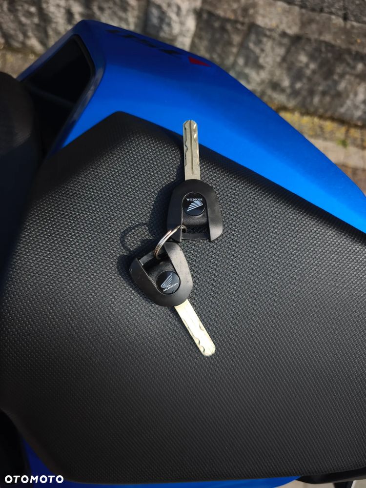 Honda CB - 35