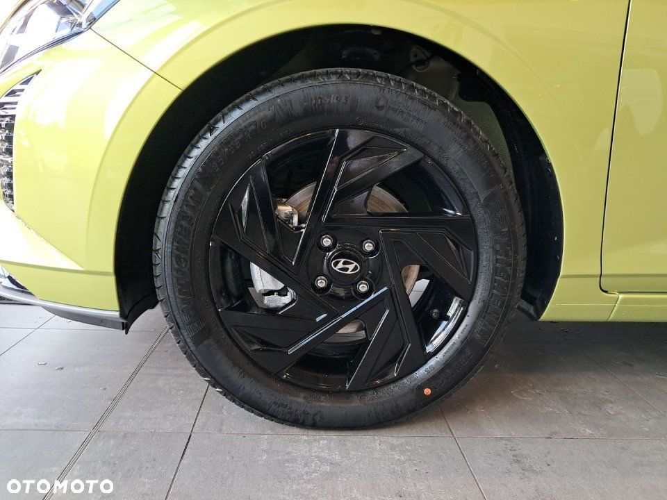 Hyundai i20 - 20