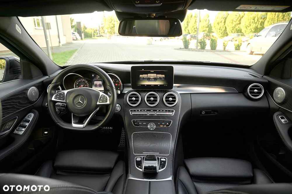 Mercedes-Benz Klasa C 220 d 9G-TRONIC - 30
