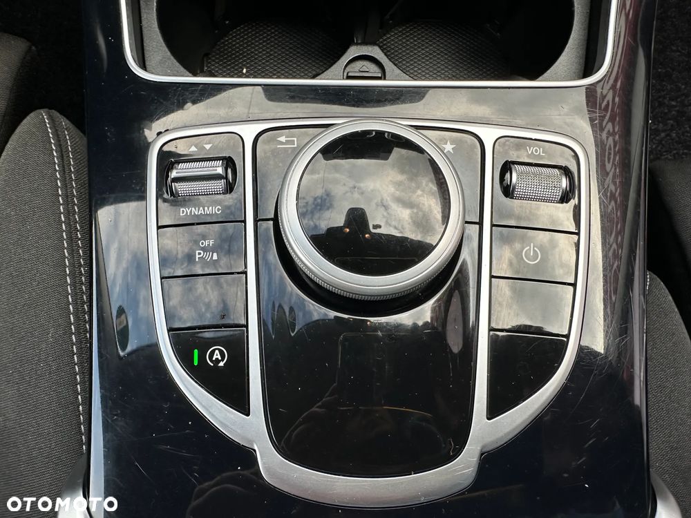 Mercedes-Benz Klasa C 180 (BlueTEC) d T 7G-TRONIC Avantgarde - 33