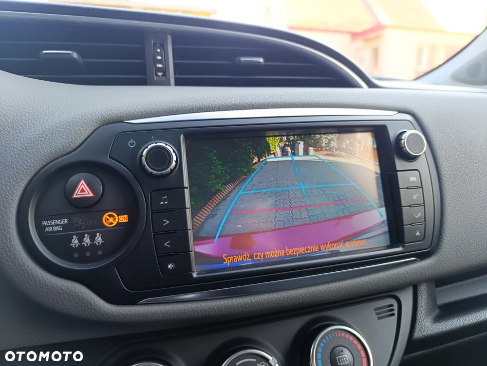 Toyota Yaris 1.33 Premium - 28