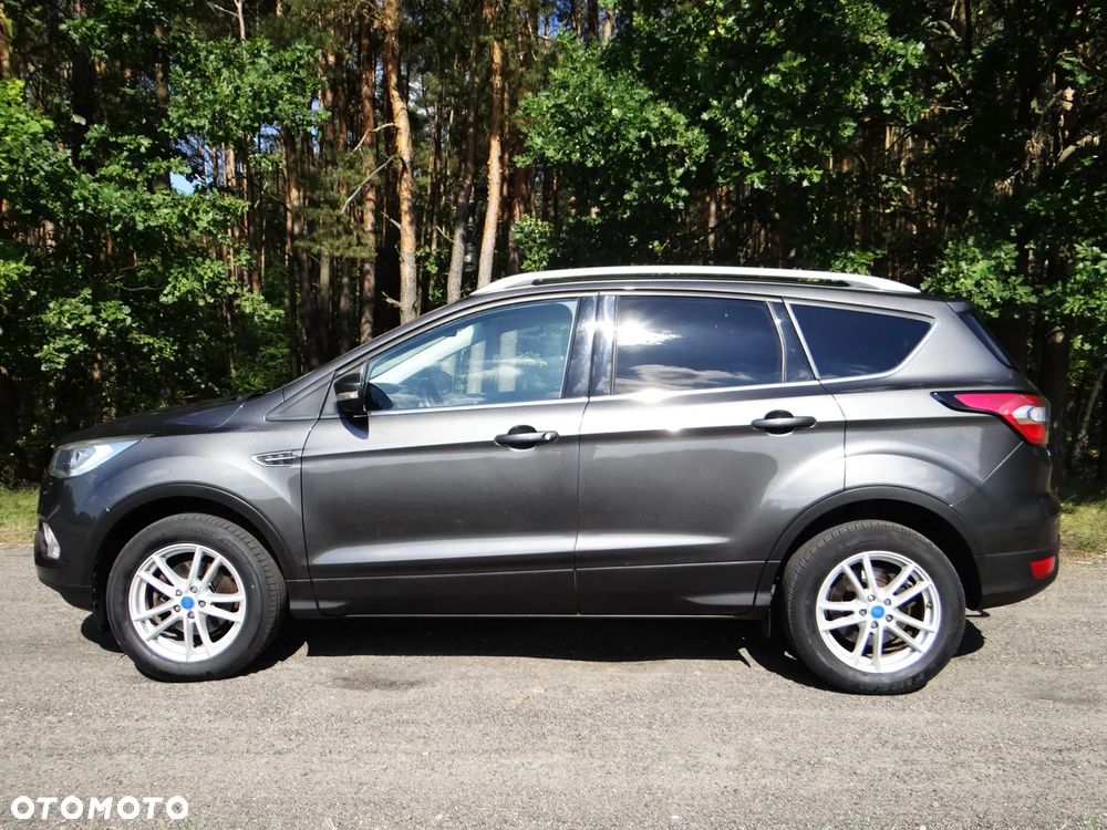 Ford Kuga 1.5 EcoBoost 2x4 Titanium - 2