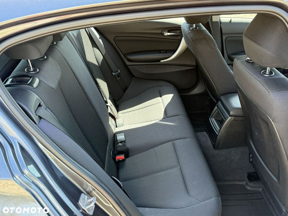 BMW Seria 1 - 33