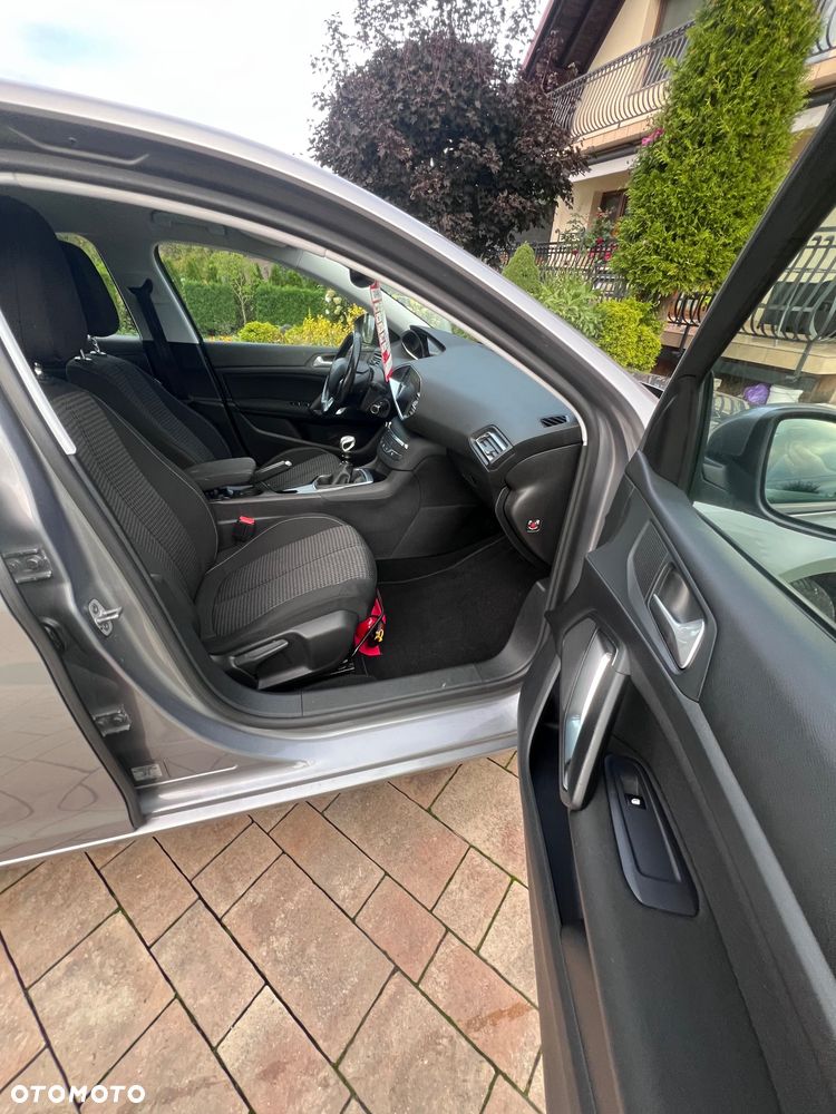 Peugeot 308 - 22