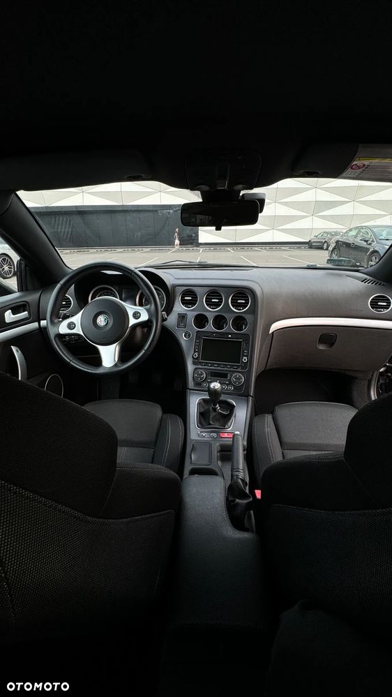 Alfa Romeo Brera 2.4JTDM - 16