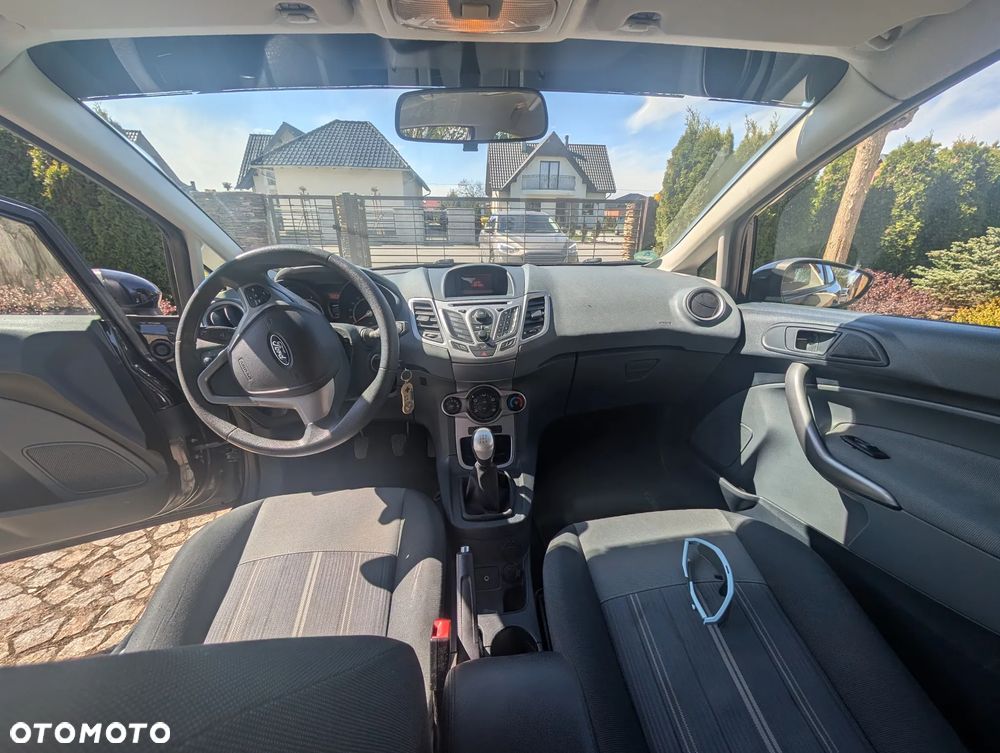 Ford Fiesta - 7