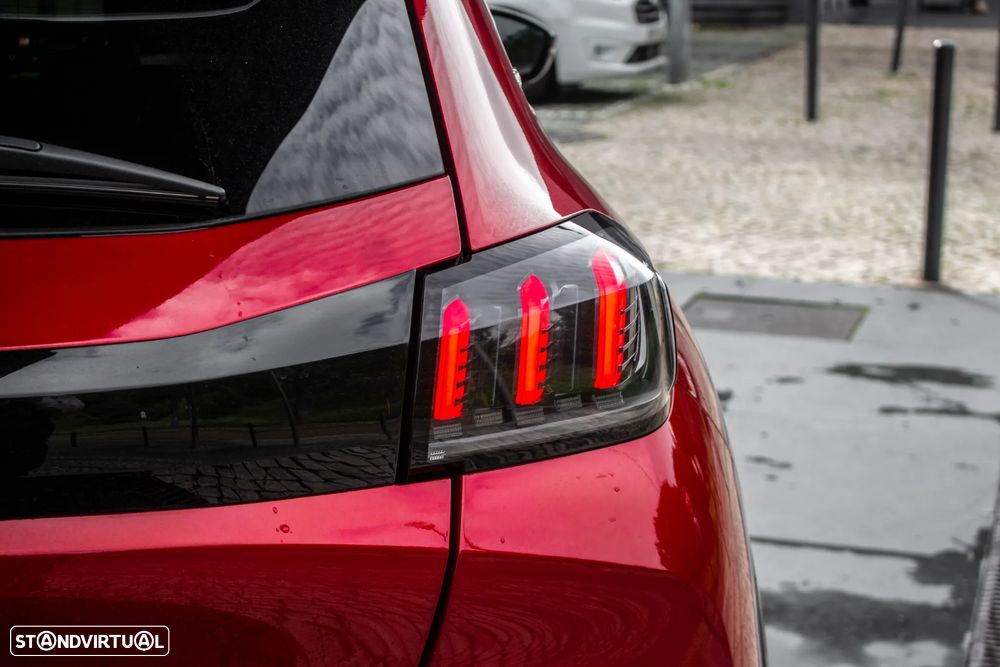 Peugeot 208 1.2 PureTech GT - 11