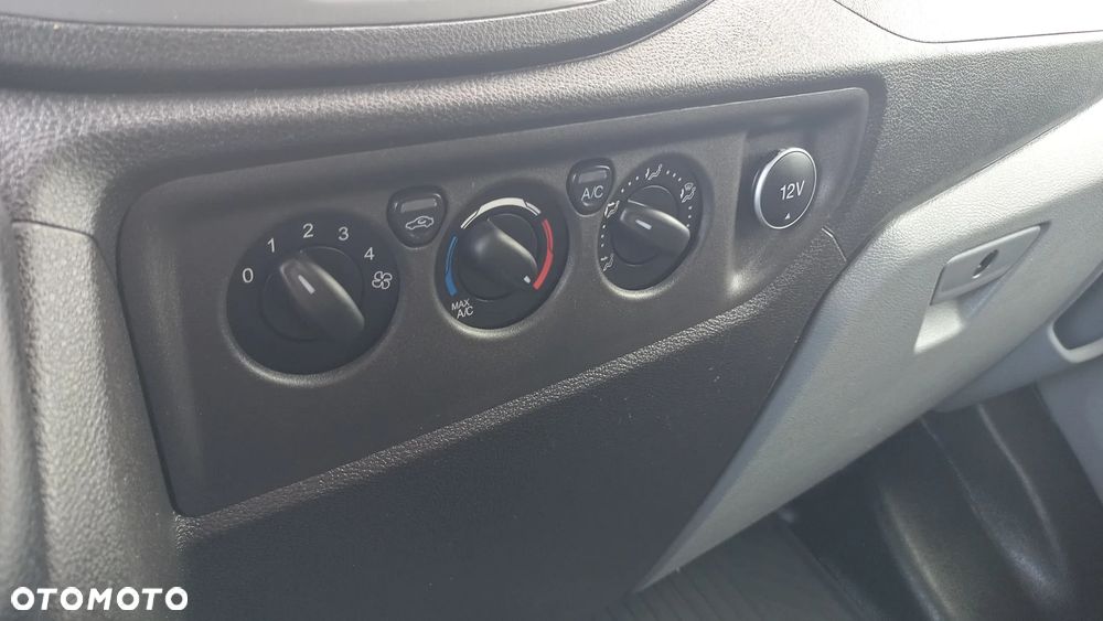 Ford TRANSIT - 16