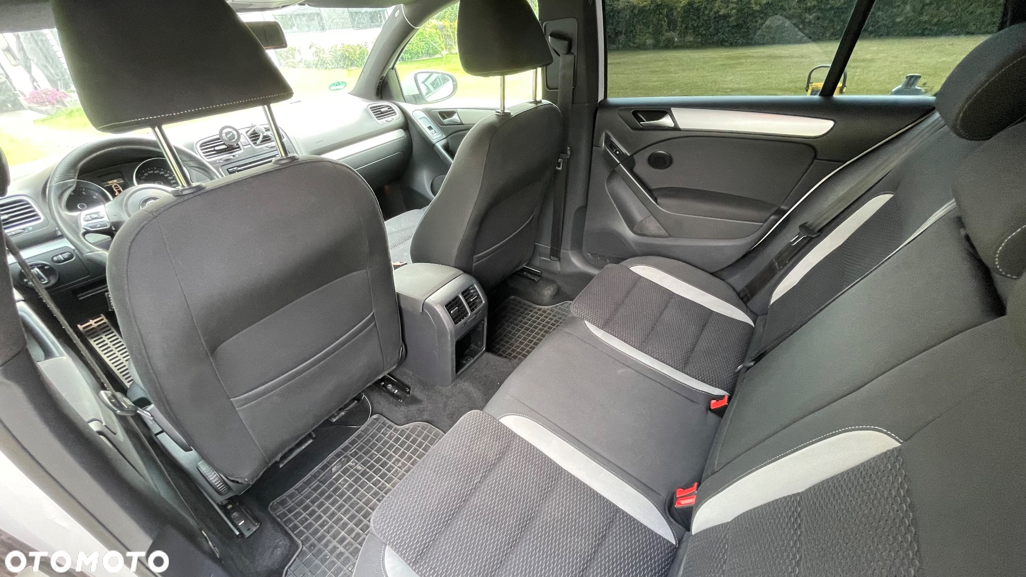 Volkswagen Golf 1.4 TSI Highline - 18