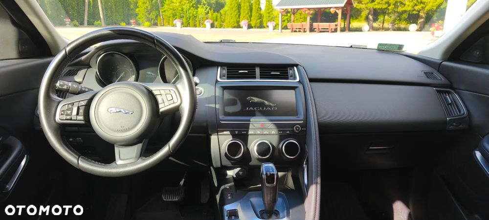 Jaguar E-Pace 2.0 i4D AWD - 7