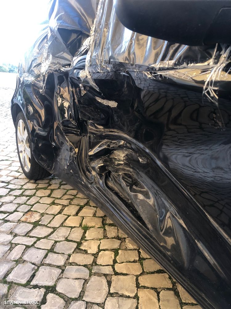 Mitsubishi Colt CZ3 1.1 Invite - 31